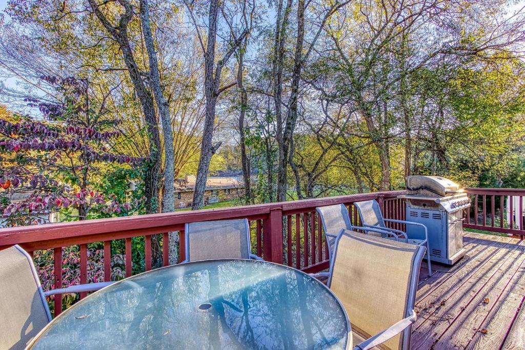 Rock Of Ages, Hot Tub, Game Room, Wifi, 1089 Free Tickets Each Paid Day, Dollywood And More Pigeon Forge Luaran gambar